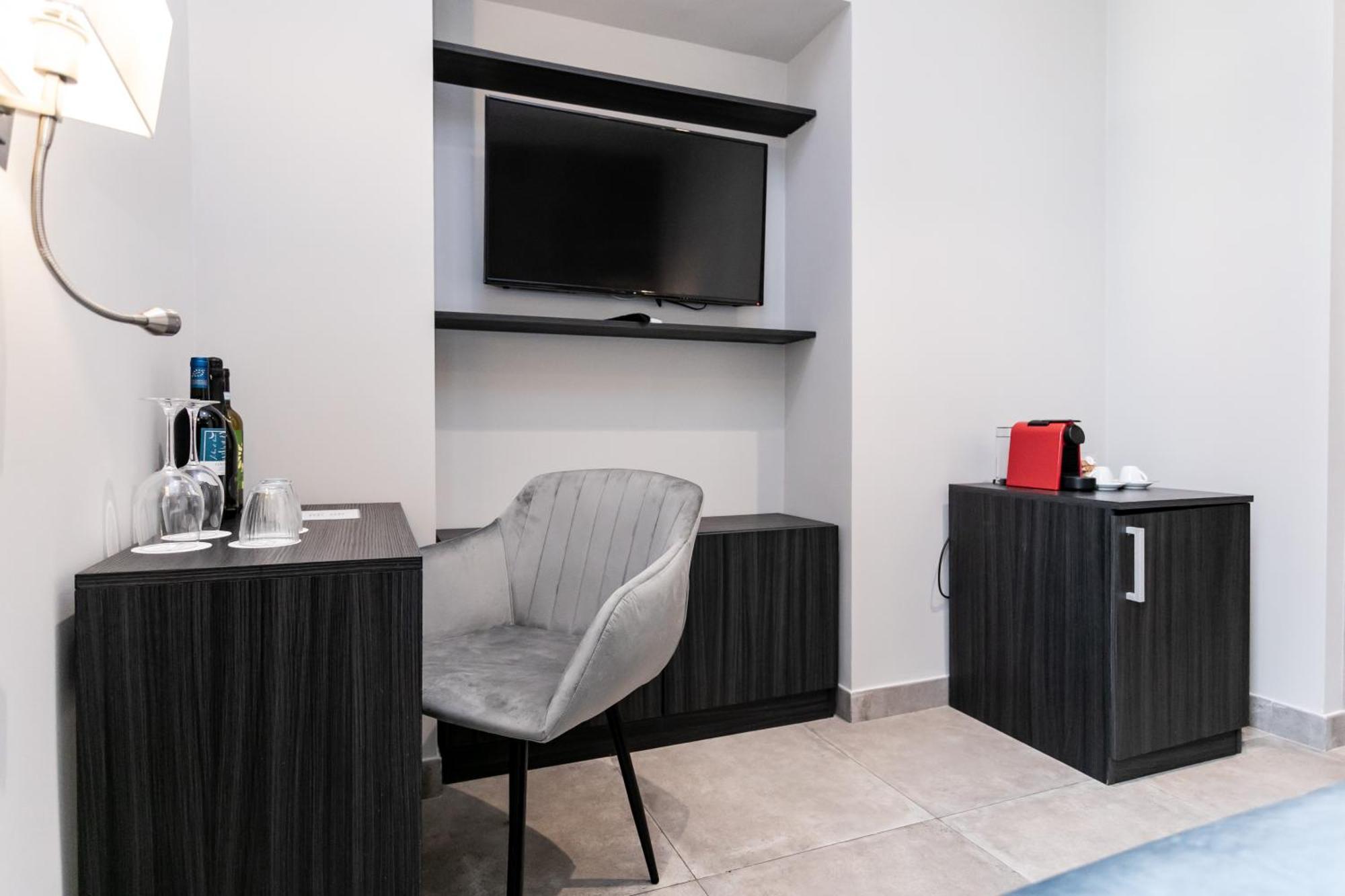 Cesare Ai Cavalieri Suites Rome Exterior photo